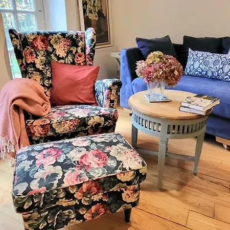 Vakantiehuis Blaue Reetdachkate Am Deich *